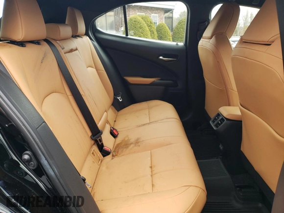 2024 Lexus UX 250h Premium z VIN JTHP9JBH8R2079141, wystawiony jako Copart lot #52611565 z przebiegiem 7 700 mil mil oraz Szkoda całkowita • Salvage title. Historia ofert i sprzedaży dostępna na DreamBid. Obrazek 11.