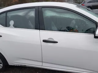 2024 Nissan Sentra S z VIN 3N1AB8BV0RY310208, wystawiony jako IAAI lot #41774546 z przebiegiem 17 828 mil mil oraz . Historia ofert i sprzedaży dostępna na DreamBid. Obrazek 14.