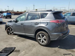 2018 Toyota RAV4 XLE with VIN JTMRFREVXJD251679, listed as a Copart auction lot 49454115 with 48,385 mi miles and Salvage Title. Bid and sale history available at DreamBid. Image 2.