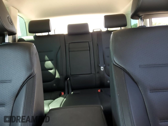 2016 Volkswagen Touareg Sport with VIN WVGEF9BP1GD006147, listed as a Copart auction lot 53247765 with 7,842 mi miles and Salvage Title. Bid and sale history available at DreamBid. Image 10.