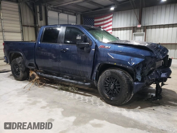 2023 Chevrolet Silverado 3500HD LT with VIN 1GC4YTEY6PF186936, listed as a Copart auction lot 86591514 with 45,087 mi miles and Salvage Title. Bid and sale history available at carsss.com. Image 4.