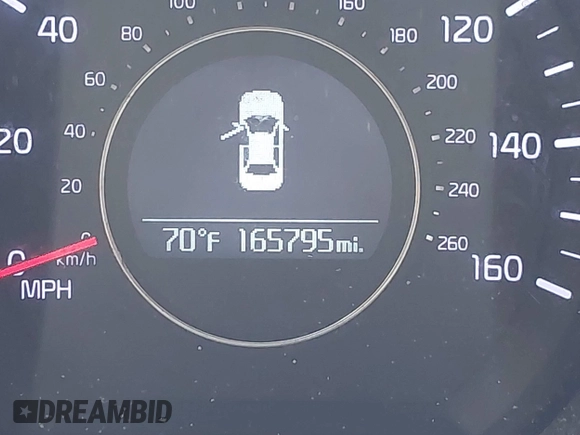 2014 Kia Optima EX z VIN 5XXGN4A70EG335090, wystawiony jako IAAI lot #42272655 z przebiegiem 165 795 mil mil oraz . Historia ofert i sprzedaży dostępna na DreamBid. Obrazek 7.