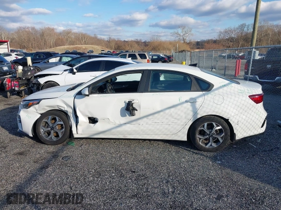 2019 Kia Forte LXS with VIN 3KPF24AD6KE078919, listed as a IAAI auction lot 41012080 with 71,998 mi miles. Bid and sale history available at carsss.com. Image 14.