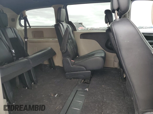 2019 Dodge Grand Caravan SXT with VIN 2C4RDGCG8KR512773, listed as a Copart auction lot 49854995 with 111,434 mi miles and Salvage Title. Bid and sale history available at DreamBid. Image 11.