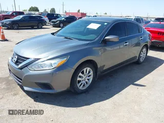 2017 Nissan Altima SR z VIN 1N4AL3AP9HC253312, wystawiony jako IAAI lot #42019699 z przebiegiem 139 440 mil mil oraz . Historia ofert i sprzedaży dostępna na DreamBid. Obrazek 18.