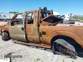 2011 Ford F-250 XL с VIN 1FT7X2B65BEC21994, выставлен на аукционе IAAI как лот 39372999 с пробегом Не указан миль и . История ставок и продаж доступна на DreamBid. Изображение 13.