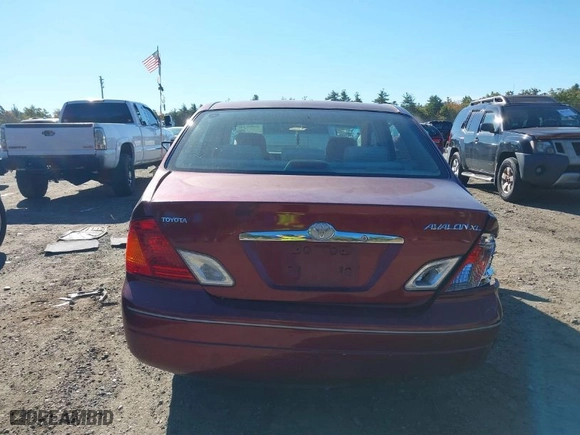 2002 Toyota Avalon XL with VIN 4T1BF28B52U202428, listed as a IAAI auction lot 40580245 with NaN miles. Bid and sale history available at carsss.com. Image 16.
