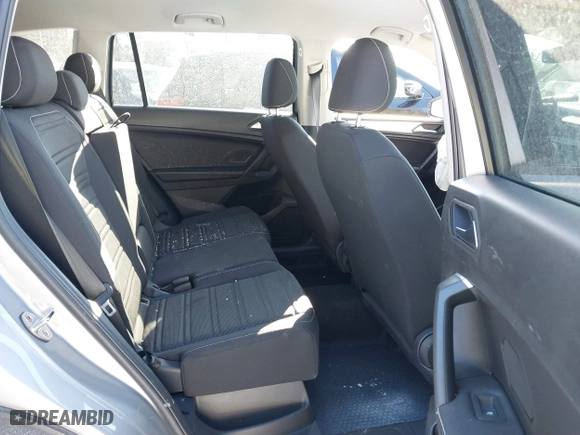2024 Volkswagen Tiguan S with VIN 3VVFB7AX0RM185378, listed as a IAAI auction lot 41330759 with 2,534 mi miles. Bid and sale history available at carsss.com. Image 8.