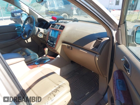 2005 Acura MDX with VIN 2HNYD182X5H507522, listed as a IAAI auction lot 41822441 with 251,716 mi miles. Bid and sale history available at carsss.com. Image 5.