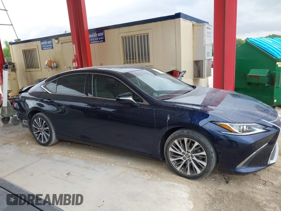 2021 Lexus ES with VIN 58ADZ1B1XMU100242, listed as a IAAI auction lot 41971747 with 27,965 mi miles. Bid and sale history available at carsss.com. Image 14.