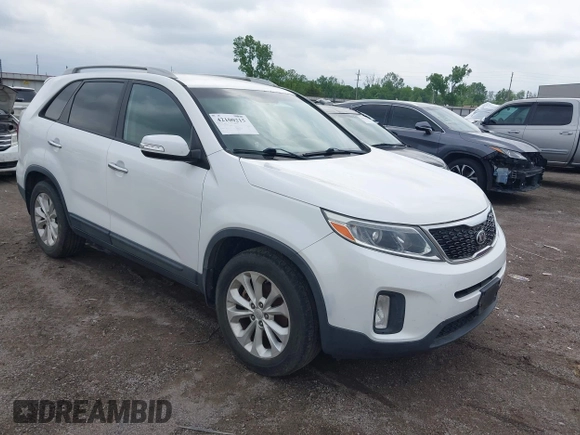 2015 Kia Sorento EX with VIN 5XYKU4A71FG647090, listed as a IAAI auction lot 42100215 with 121,842 mi miles. Bid and sale history available at carsss.com. Image 1.