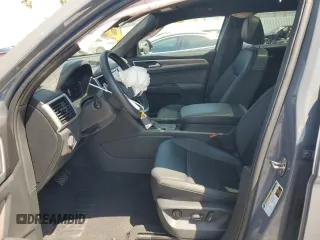 2023 Volkswagen Atlas SE z VIN 1V2JE2CAXPC216712, wystawiony jako Copart lot #58608325 z przebiegiem 22 649 mil mil oraz Szkoda całkowita • Salvage title. Historia ofert i sprzedaży dostępna na DreamBid. Obrazek 7.