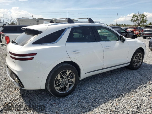 2023 Genesis GV70 2.5T with VIN KMUMADTB5PU135946, listed as a Copart auction lot 50423435 with 11,783 mi miles and Salvage Title. Bid and sale history available at DreamBid. Image 3.