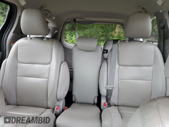 2020 Toyota Sienna XLE Auto Access Seat with VIN 5TDYZ3DC1LS068419, listed as a Copart auction lot 64404475 with 92,579 mi miles and Clean title. Bid and sale history available at DreamBid. Image 10.