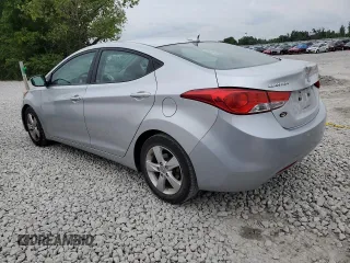 2013 Hyundai Elantra GLS с VIN 5NPDH4AE7DH352657, выставлен на аукционе Copart как лот 57814215 с пробегом 115 566 миль миль и Списание • Salvage title. История ставок и продаж доступна на DreamBid. Изображение 2.
