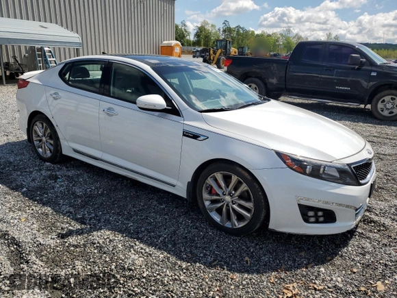 2014 Kia Optima SXL Turbo with VIN 5XXGR4A68EG348780, listed as a Copart auction lot 52010725 with 186,132 mi miles and Clean title. Bid and sale history available at DreamBid. Image 4.
