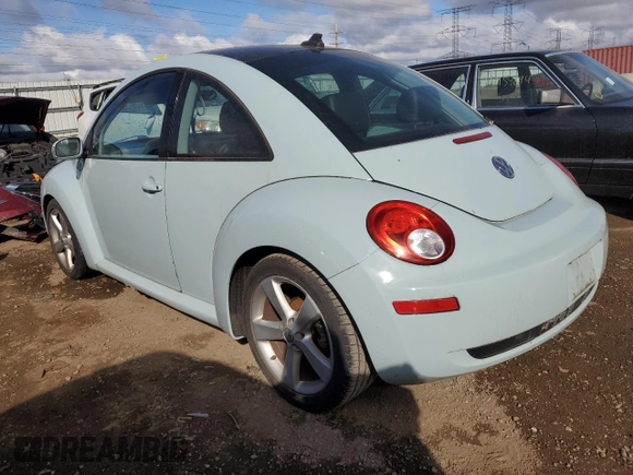 2010 Volkswagen Beetle with VIN 3VWRW3AG9AM035084, listed as a Copart auction lot 72726034 with 86,024 mi miles and Clean title. Bid and sale history available at DreamBid. Image 2.