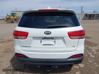 2016 Kia Sorento LX with VIN 5XYPG4A51GG023545, listed as a IAAI auction lot 41923123 with 168,438 mi miles. Bid and sale history available at carsss.com. Image 16.