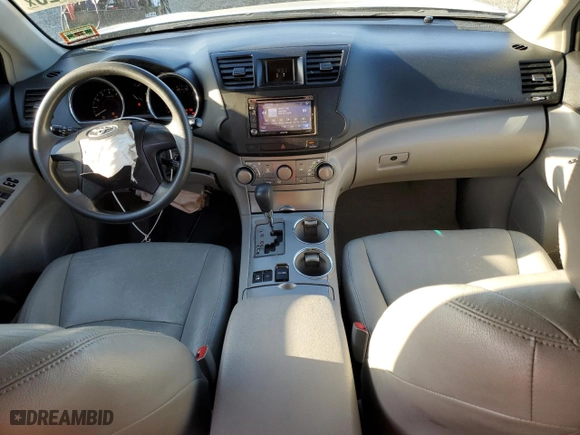 2010 Toyota Highlander with VIN 5TDBK3EH7AS006069, listed as a Copart auction lot 48087925 with 212,852 mi miles and Salvage Title. Bid and sale history available at carsss.com. Image 8.
