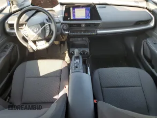 2023 Toyota Prius LE z VIN JTDACAAU8P3000694, wystawiony jako Copart lot #63066504 z przebiegiem 34 371 mil mil oraz Szkoda całkowita • Salvage title. Historia ofert i sprzedaży dostępna na DreamBid. Obrazek 8.