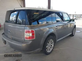 2009 Ford Flex SEL with VIN 2FMEK62C09BA50317, listed as a IAAI auction lot 41819275 with 171,813 mi miles. Bid and sale history available at carsss.com. Image 4.