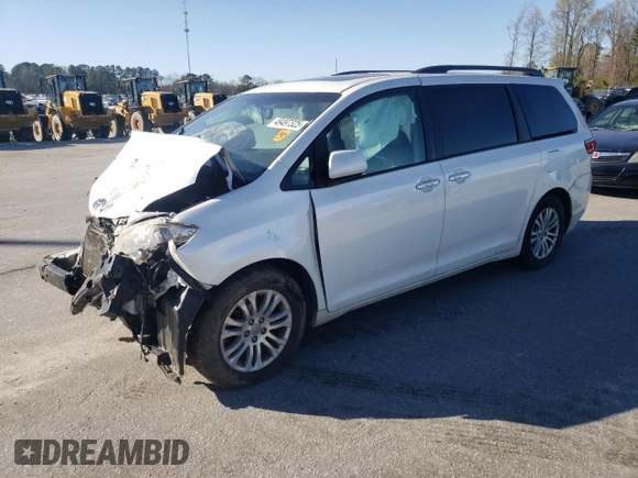 2017 Toyota Sienna XLE Auto Access Seat with VIN 5TDYZ3DC2HS790411, listed as a Copart auction lot 49497325 with 0 mi miles and Salvage Title. Bid and sale history available at carsss.com. Image 1.