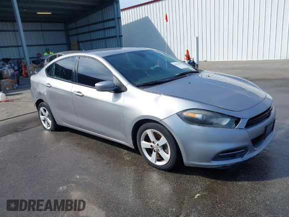 2015 Dodge Dart SXT z VIN 1C3CDFBB1FD186902, wystawiony jako IAAI lot #41836300 z przebiegiem 271 324 mil mil oraz . Historia ofert i sprzedaży dostępna na DreamBid. Obrazek 1.
