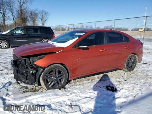 2020 Kia Forte GT-Line with VIN 3KPF34AD8LE207323, listed as a Copart auction lot 45308585 with 113,961 mi miles and Salvage Title. Bid and sale history available at carsss.com. Image 1.