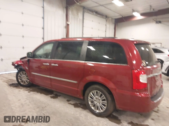 2015 Chrysler Town & Country Touring L with VIN 2C4RC1CG8FR525304, listed as a IAAI auction lot 41829438 with 125,587 mi miles and . Bid and sale history available at DreamBid. Image 3.
