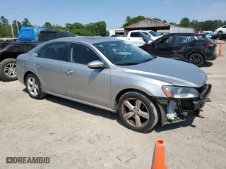 2012 Volkswagen Passat SE with VIN 1VWBH7A39CC013560, listed as a Copart auction lot 52981805 with 107,997 mi miles and Salvage Title. Bid and sale history available at carsss.com. Image 4.