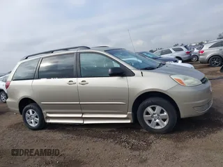 2005 Toyota Sienna CE z VIN 5TDZA23C75S312147, wystawiony jako IAAI lot #41513436 z przebiegiem 87 473 mil mil oraz . Historia ofert i sprzedaży dostępna na DreamBid. Obrazek 13.