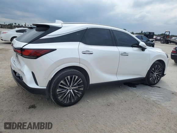 2023 Lexus RX with VIN 2T2BAMBA0PC021820, listed as a Copart auction lot 46240965 with 40,490 mi miles and Salvage Title. Bid and sale history available at carsss.com. Image 3.