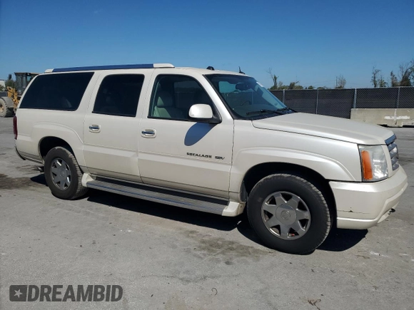 2005 Cadillac Escalade ESV z VIN 3GYFK66N15G159830, wystawiony jako Copart lot #48376245 z przebiegiem 231 914 mil mil oraz Szkody całkowita. Historia ofert i sprzedaży dostępna na DreamBid. Obrazek 4.