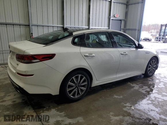 2020 Kia Optima EX Premium with VIN 5XXGU4L12LG429349, listed as a Copart auction lot 44547345 with 82,308 mi miles and Clean Title. Bid and sale history available at carsss.com. Image 3.