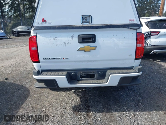 2018 Chevrolet Colorado 4WD LT with VIN 1GCHTCEN9J1306321, listed as a IAAI auction lot 41880434 with 106,623 mi miles. Bid and sale history available at carsss.com. Image 6.
