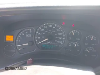 2002 Chevrolet Tahoe LS z VIN 1GNEK13Z82J150300, wystawiony jako IAAI lot #42116707 z przebiegiem 224 512 mil mil oraz . Historia ofert i sprzedaży dostępna na DreamBid. Obrazek 7.
