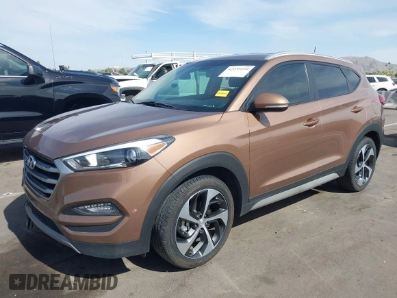 2017 Hyundai Tucson Value z VIN KM8J33A21HU495872, wystawiony jako IAAI lot #42235210 z przebiegiem 158 185 mil mil oraz . Historia ofert i sprzedaży dostępna na DreamBid. Obrazek 2.