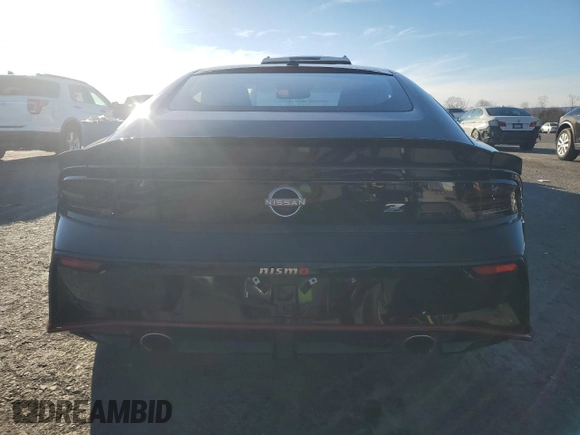 2024 Nissan Z Nismo z VIN JN1BZ4CH9RM361100, wystawiony jako Copart lot #80891074 z przebiegiem 3 394 mil mil oraz Szkoda całkowita • Salvage title. Historia ofert i sprzedaży dostępna na DreamBid. Obrazek 6.