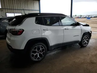 2025 Jeep Compass Limited with VIN 3C4NJDCN0ST593611, listed as a Copart auction lot 62149605 with 1,765 mi miles and Clean title. Bid and sale history available at DreamBid. Image 3.