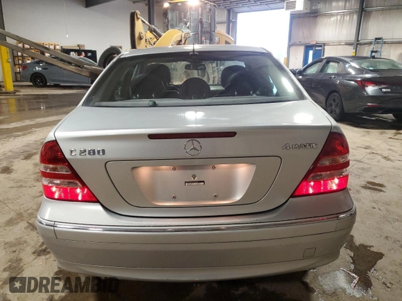 2006 Mercedes-Benz C 280 Luxury with VIN WDBRF92H56F759258, listed as a Copart auction lot 59697585 with 100,601 mi miles and Salvage title. Bid and sale history available at DreamBid. Image 6.