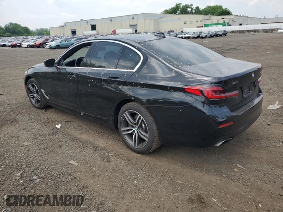 2021 BMW 5 Series 530i xDrive с VIN WBA13BJ01MCF54660, выставлен на аукционе Copart как лот 59411655 с пробегом 90 414 миль миль и Списание • Salvage title. История ставок и продаж доступна на DreamBid. Изображение 2.