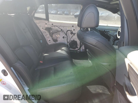 2018 Lexus LS 500 z VIN JTHC51FF5J5005150, wystawiony jako Copart lot #56736095 z przebiegiem 96 695 mil mil oraz Szkoda całkowita • Salvage title. Historia ofert i sprzedaży dostępna na DreamBid. Obrazek 10.