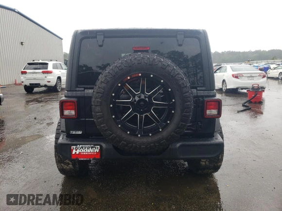 2021 Jeep Wrangler Unlimited Sport Altitude with VIN 1C4HJXDN5MW525525, listed as a Copart auction lot 55897605 with 54,554 mi miles and Salvage title. Bid and sale history available at DreamBid. Image 6.