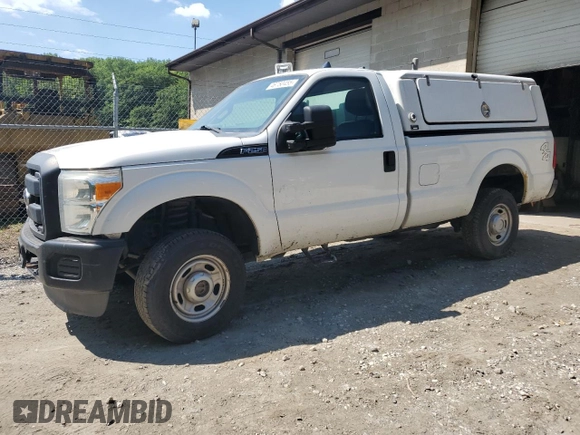 2013 Ford F-250 XL z VIN 1FTBF2B60DEA76430, wystawiony jako Copart lot #59548215 z przebiegiem 305 391 mil mil oraz Czysty tytuł • Clean title. Historia ofert i sprzedaży dostępna na DreamBid. Obrazek 1.