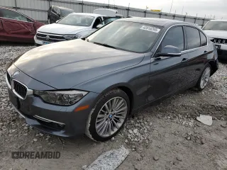 2013 BMW 3 Series 328i xDrive z VIN WBA3B5G51DNS03880, wystawiony jako Copart lot #42615265 z przebiegiem 116 088 mil mil oraz Szkoda całkowita • Salvage title. Historia ofert i sprzedaży dostępna na DreamBid. Obrazek 1.