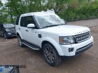 2016 Land Rover LR4 HSE z VIN SALAG2V68GA824575, wystawiony jako IAAI lot #42154687 z przebiegiem 74 260 mil mil oraz . Historia ofert i sprzedaży dostępna na DreamBid. Obrazek 1.