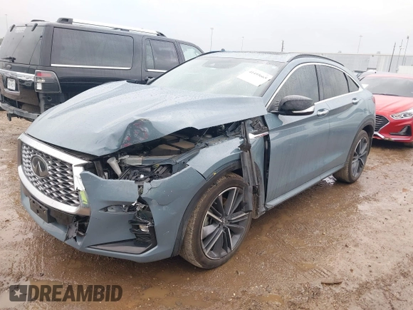 2023 Infiniti QX55 Luxe z VIN 3PCAJ5JRXPF109797, wystawiony jako IAAI lot #41455665 z przebiegiem 31 561 mil mil oraz . Historia ofert i sprzedaży dostępna na DreamBid. Obrazek 2.