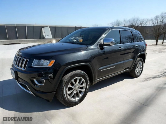 2015 Jeep Grand Cherokee Limited with VIN 1C4RJFBM4FC806566, listed as a Copart auction lot 49542775 with 143,770 mi miles and Clean Title. Bid and sale history available at carsss.com. Image 2.