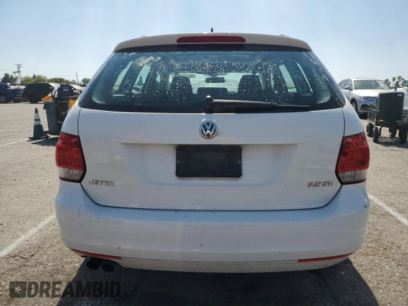 2010 Volkswagen Jetta SportWagen SE with VIN 3VWTZ7AJ5AM663885, listed as a Copart auction lot 60177074 with 170,113 mi miles and Salvage Title. Bid and sale history available at carsss.com. Image 6.