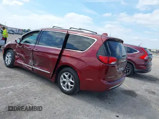 2017 Chrysler Pacifica Touring L with VIN 2C4RC1BG6HR739602, listed as a IAAI auction lot 42085250 with 96,377 mi miles and . Bid and sale history available at DreamBid. Image 3.